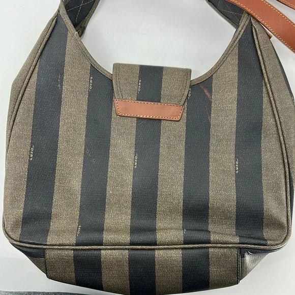 Vintage Fendi Crossbody Bag - Picture 4 of 8